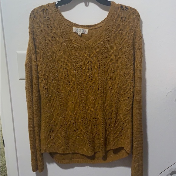 Sweater - Picture 1 of 1